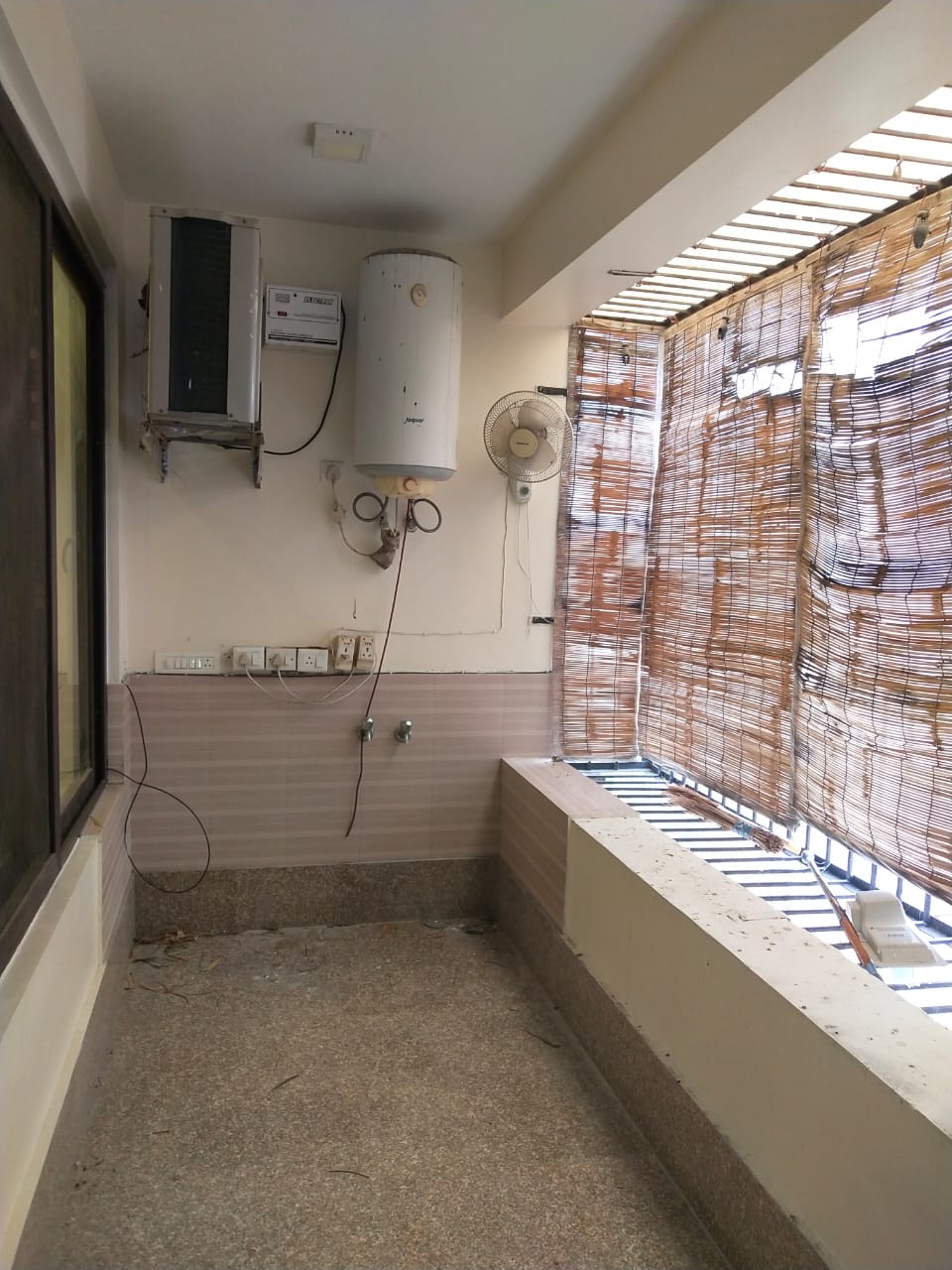 4BHK Builder Floor Available For Rent in Gulmohar Park